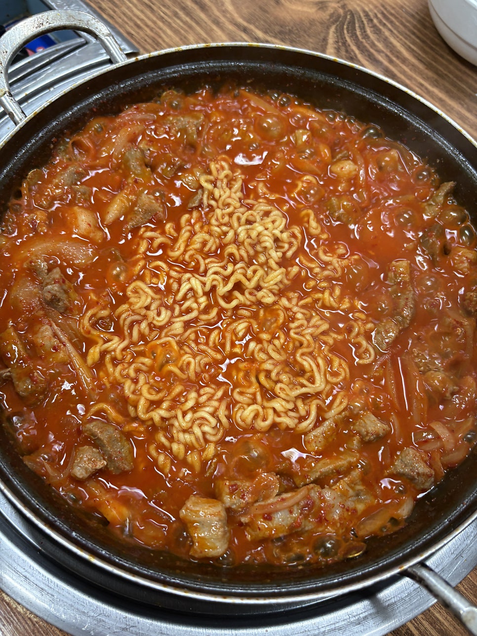 통돼지두루치기한돈돈돈 김포본점 사진 1