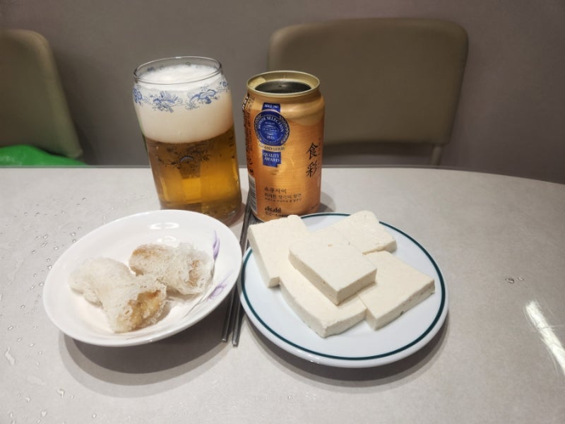 아사히 쇼쿠사이(食彩) 솔직 후기 – 캔맥주인데 생맥주 같은 풍부한 거품이 인상적이었다