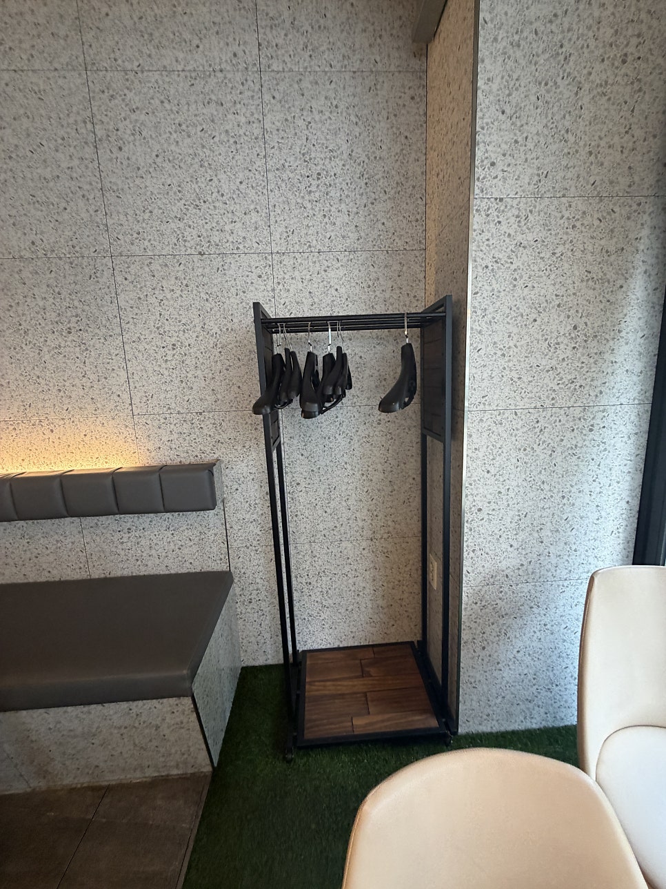 미테이블 교대직영점 사진 6