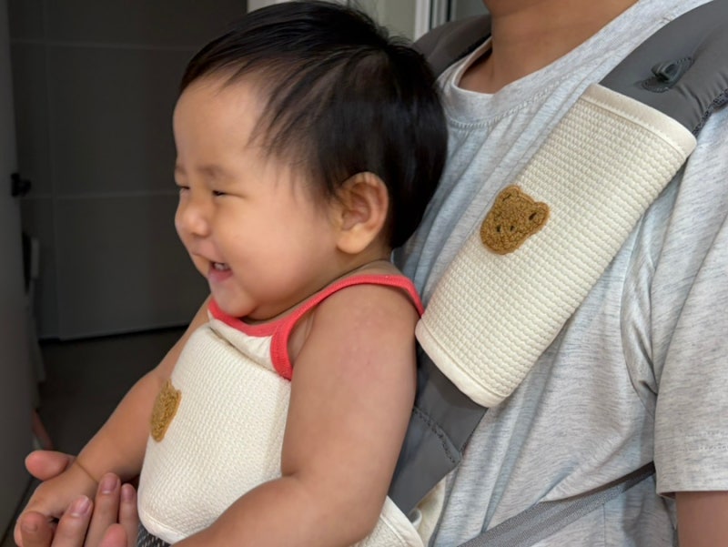 아기띠침받이 앞보기침받이 포그내 베이비뵨 호환 침받이 추천