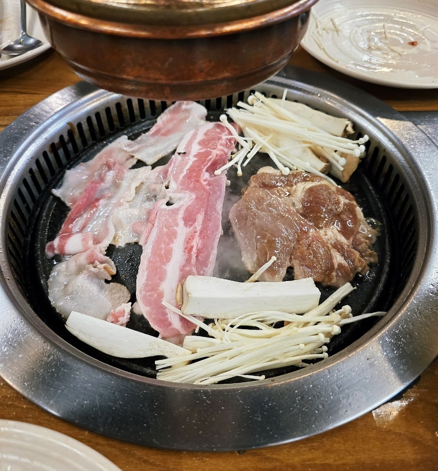 사계진미숯불닭갈비 구로디지털점 사진 1