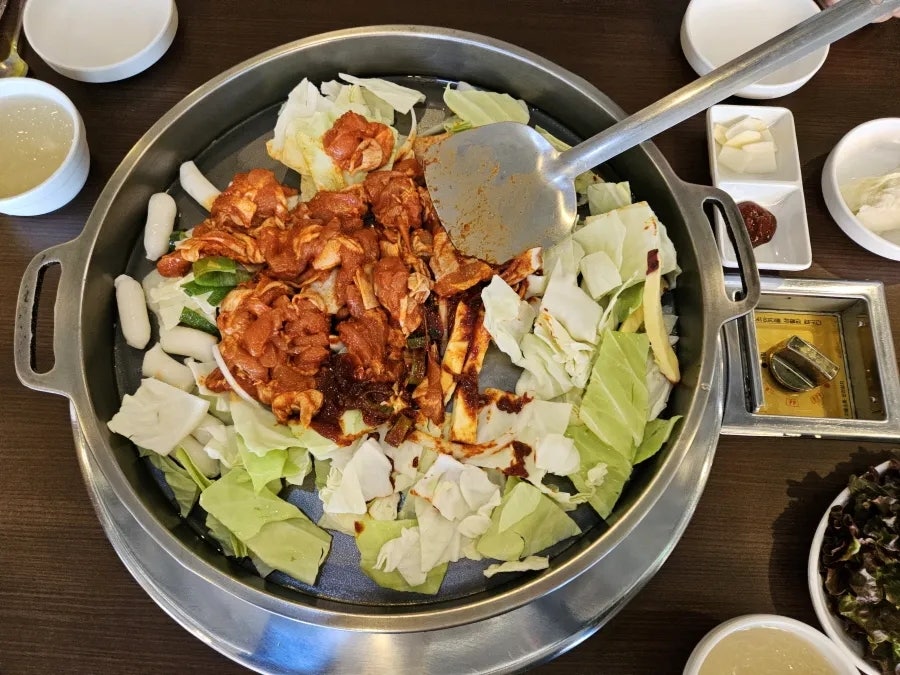 청평호반닭갈비막국수 설악점 사진 2