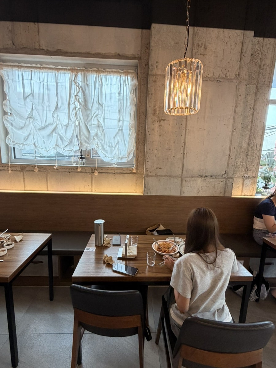 연어롭다 성수 사진 7