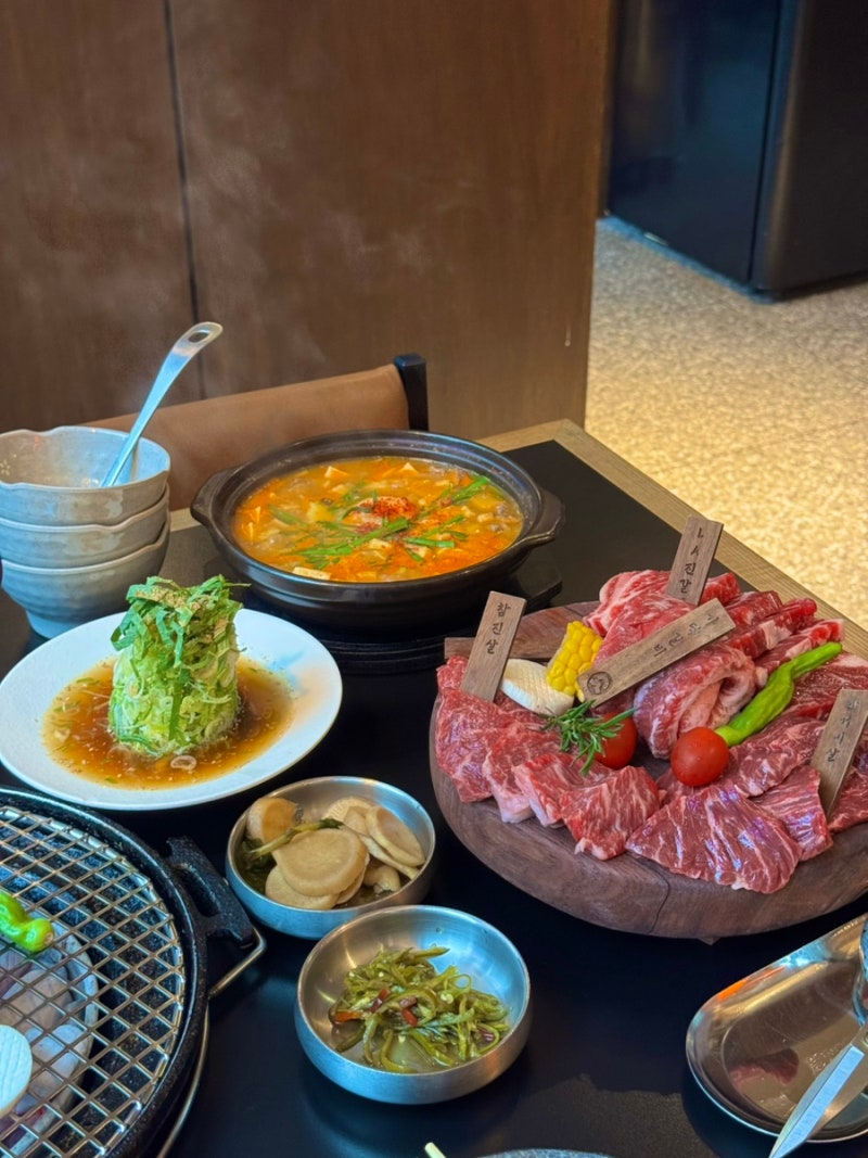 여의도맛집 우상화로구이 여의도점 특상 모둠한판으로 즐긴 프리미엄 소고기 데이트
