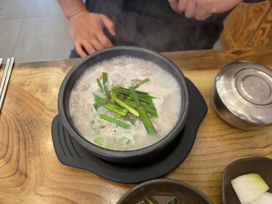 고향옥얼큰순대국 청라점 사진 6