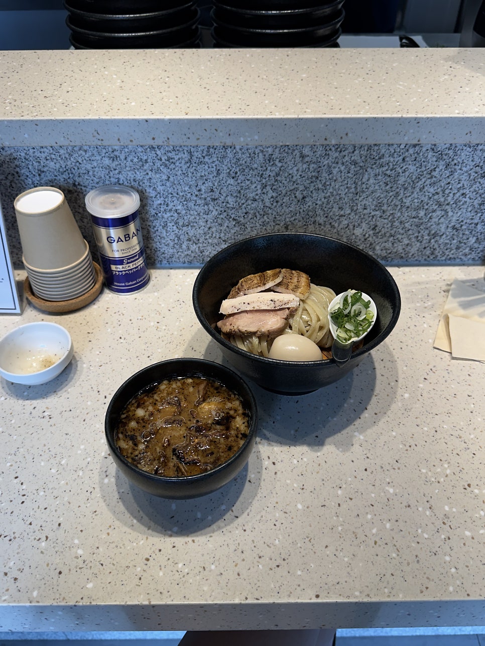 윤멘 사진 3