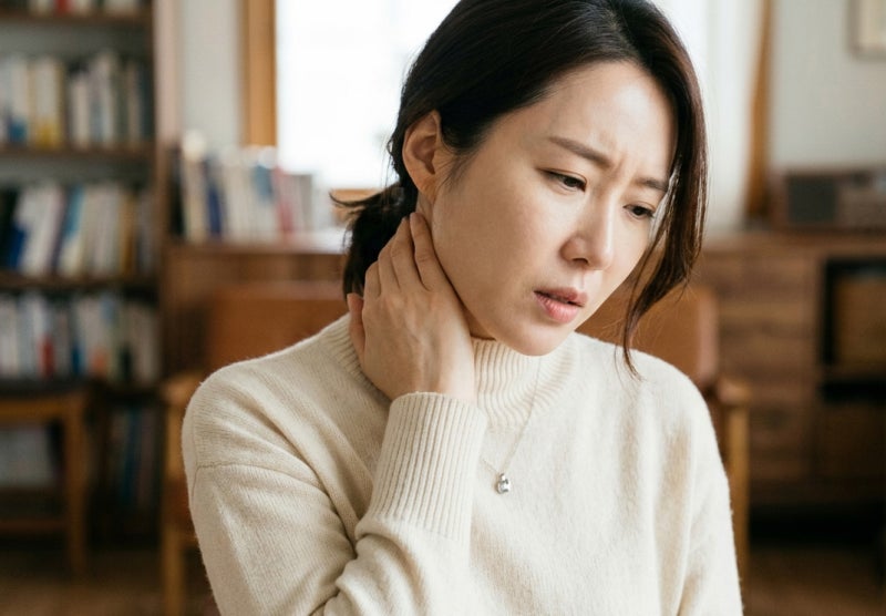 성대결절 초기증상 목 통증 가래 이물감 목소리 회복방법