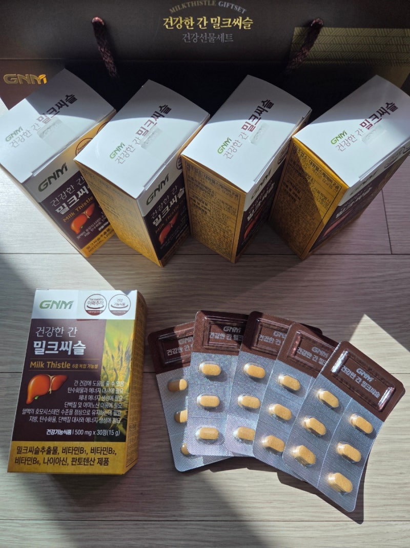 아빠를 위한 선물• 아빠 전용 영양제로 직접 고른"GNM 건강한 간 밀크씨슬" •간 섬유화 막는....