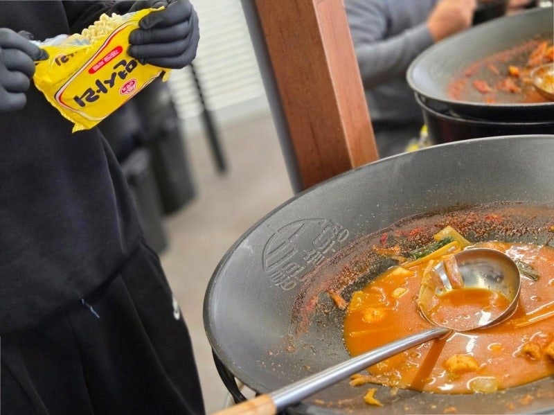 통큰솥뚜껑닭볶음탕 한대앞역점 사진 4