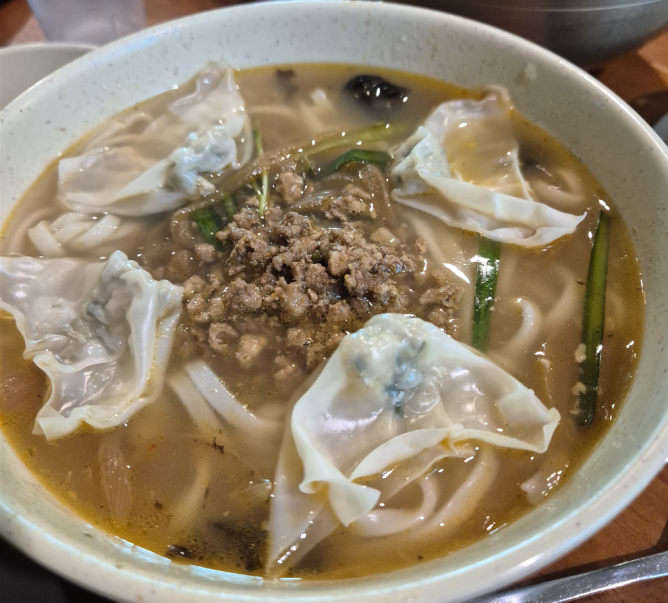 명동교자 이태원점 사진 4