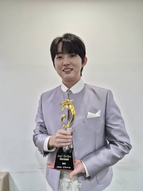 <b>하루 가수</b> 프로필 근황 도전 꿈의무대 5승 무명전설 결혼... 