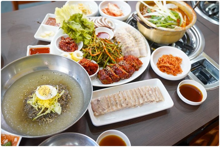 양은이네 난곡사거리점 사진 3