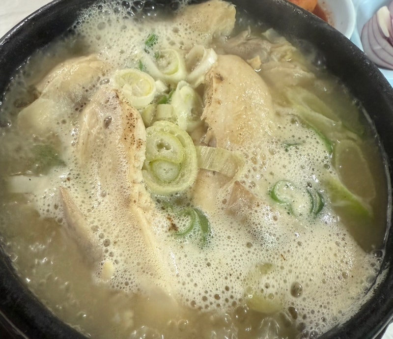서산 삼계탕 단풍나무집, 복날마다 생각나는 몸보신 맛집