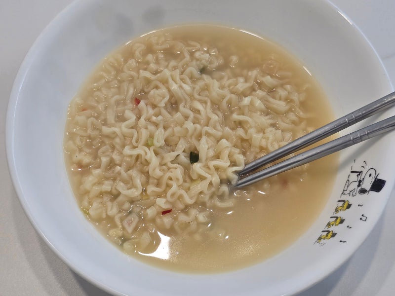 [오뚜기] 동대문식 닭한마리 칼국수