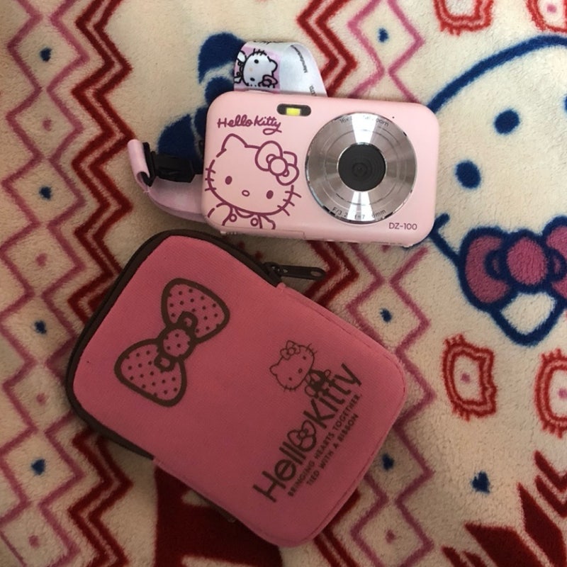 YASHICA x Hello Kitt 야시카 헬로키티 카메라 | 구매처 SD 카드 촬영 후기