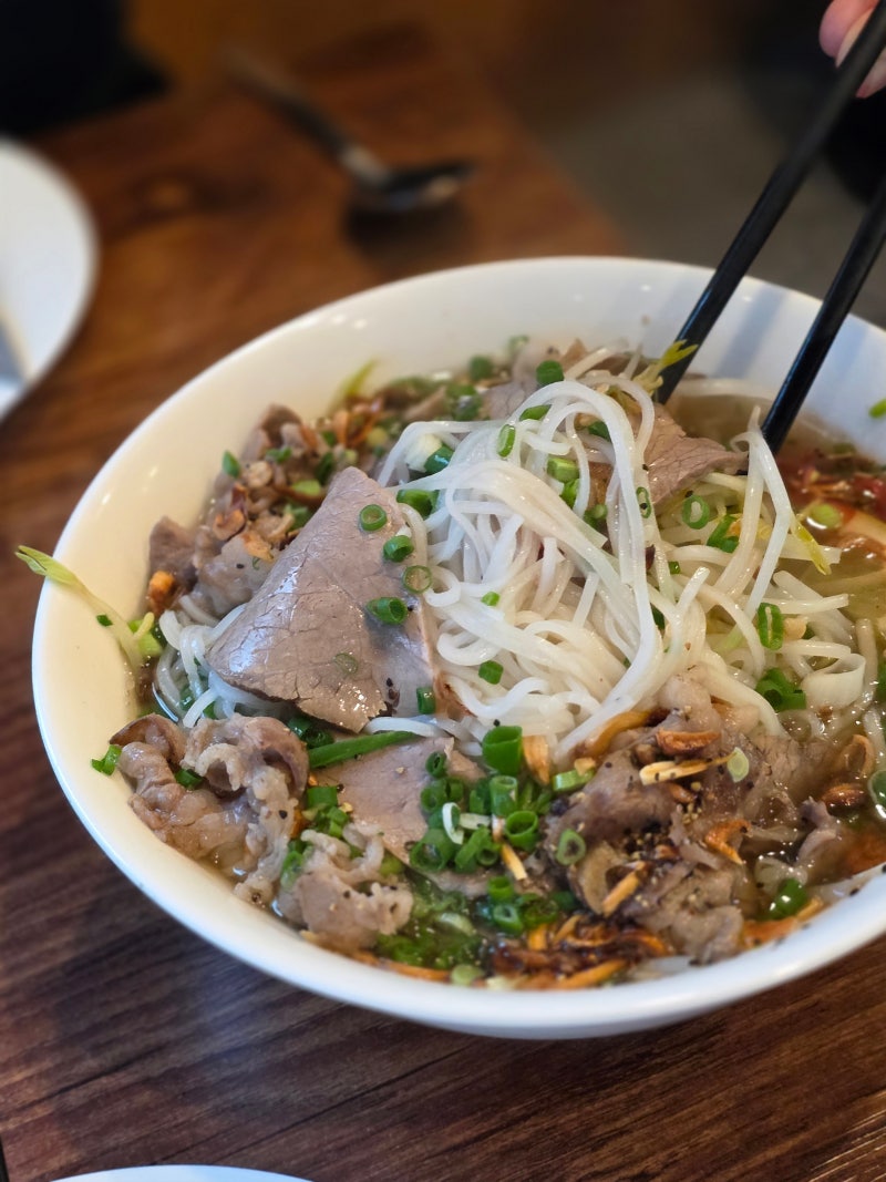 쌀국수 칼로리 비교! 차돌 vs 양지, 다이어트라면 무조건 이것