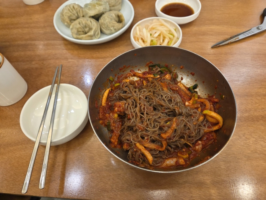 오장동함흥냉면 사진 1