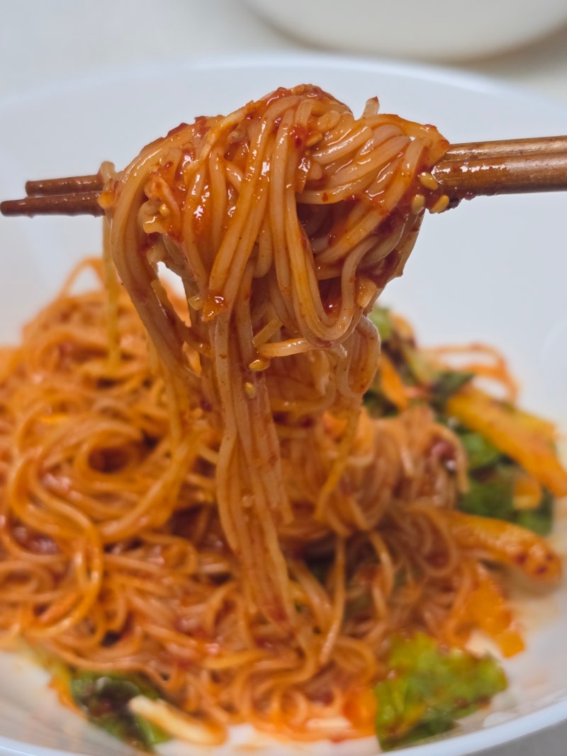 류수영 양념장으로 비빔국수, 골뱅이무침, 김치 비빔국수까지 만드는법 레시피