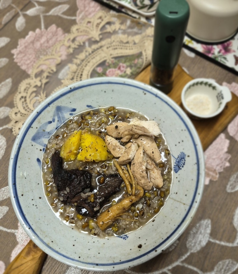 초복 능이버섯 닭 녹두죽 레시피 삼계탕 대체 안심살 죽