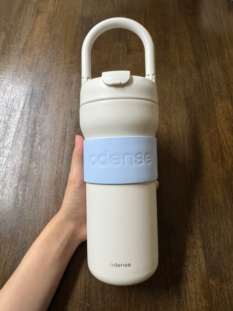 오덴세 투웨이 루프 텀블러 720ml 화이트 내돈내산