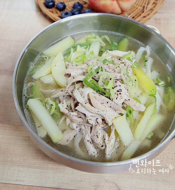 삼계탕 닭백숙보다 쉬운 닭칼국수 레시피 담백하고 깔끔한 국물 비법