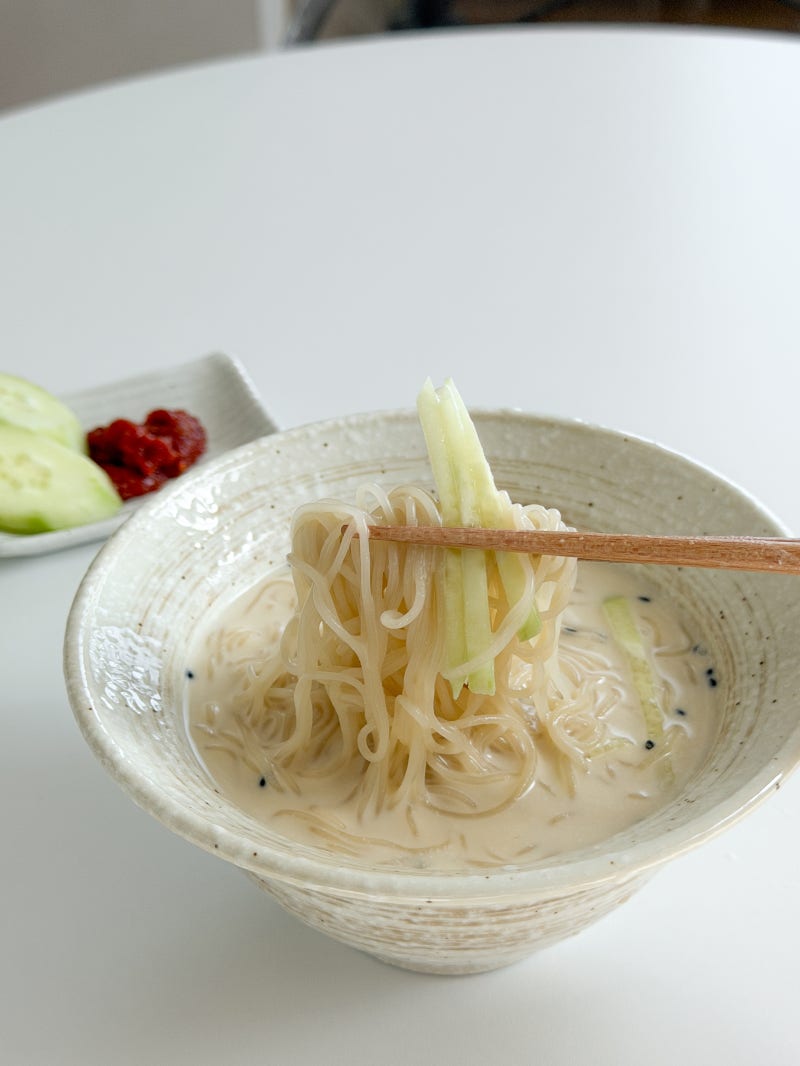 초간단 콩국수 만들기! 5분이면 완성되는 여름 별미 레시피