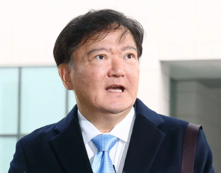 <b>민경욱</b>, 강연 도중 갑자기 쓰러졌다…“<b>의식불명</b>·뇌 병변 의심”