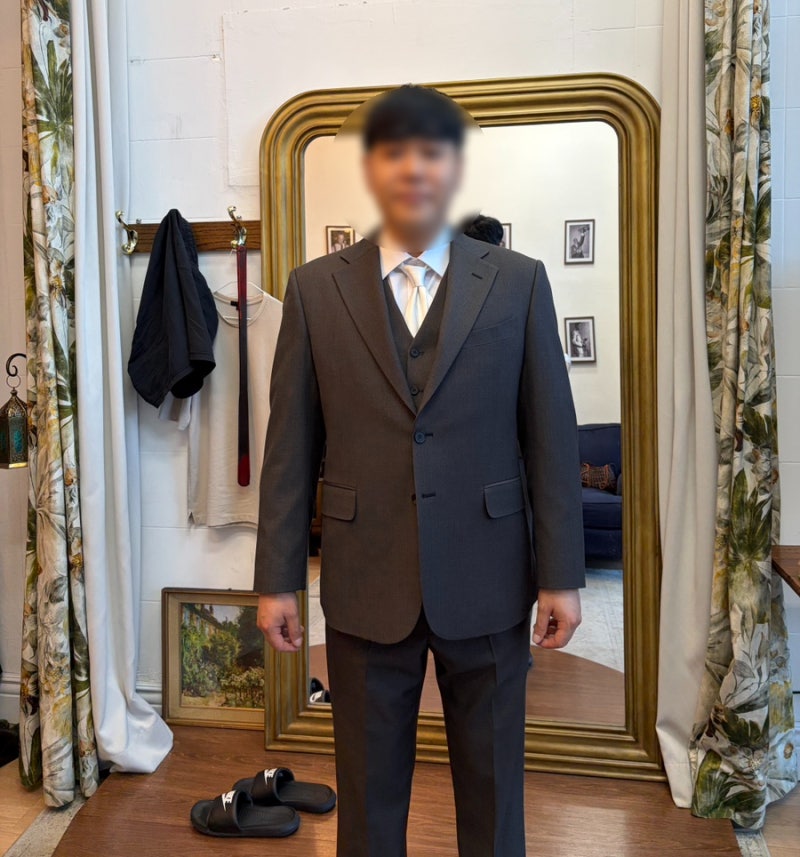 W 82. 본식 정장 대여ㅣ부산 가성비 정장 대여샵, “수트케이스” (계약완료)
