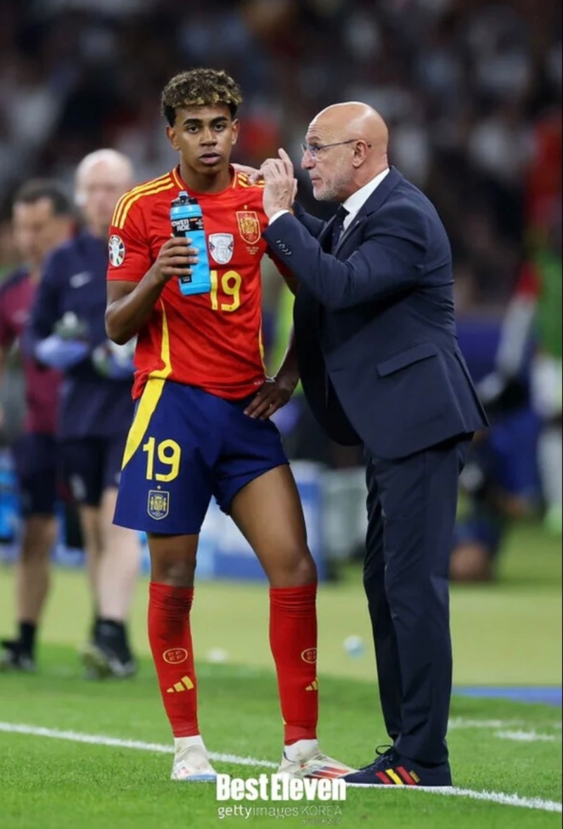 루이스 데 라 푸엔테 프로필, 스페유로 2024 우승 부터 2026 월드컵 결승으로 이끈 스페인 대표....