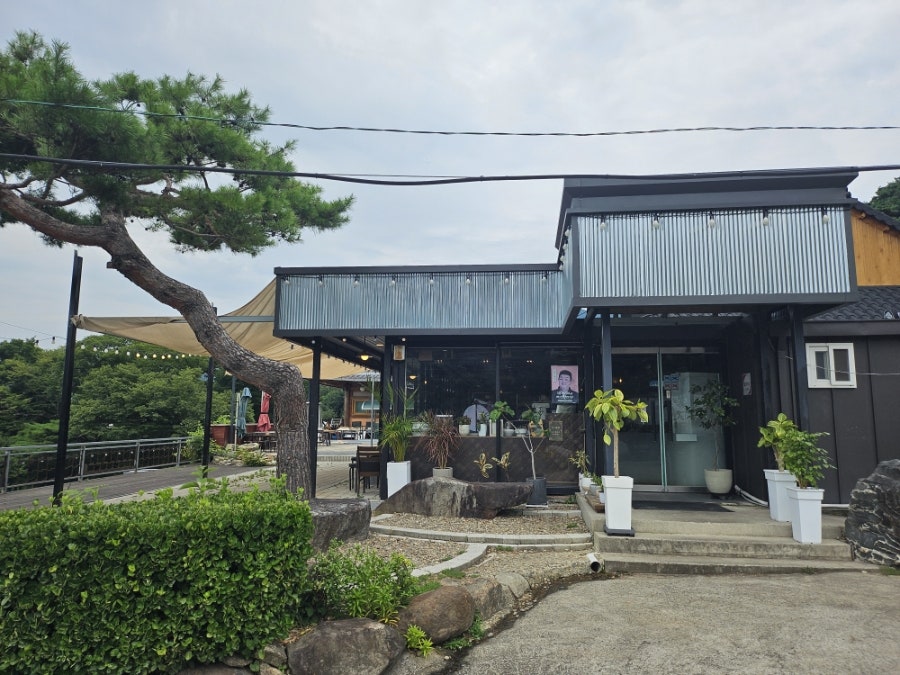 단테 사진 3