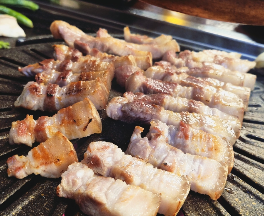 참돼짓간 종로본점 사진 1