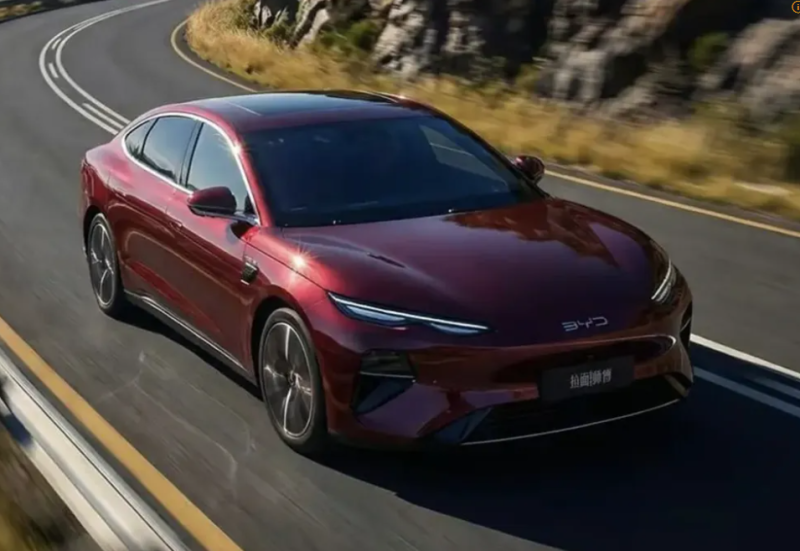 BYD 씰 08, 1660km 주행에 4천만원대? 그랜저 긴장할 중국 세단일까