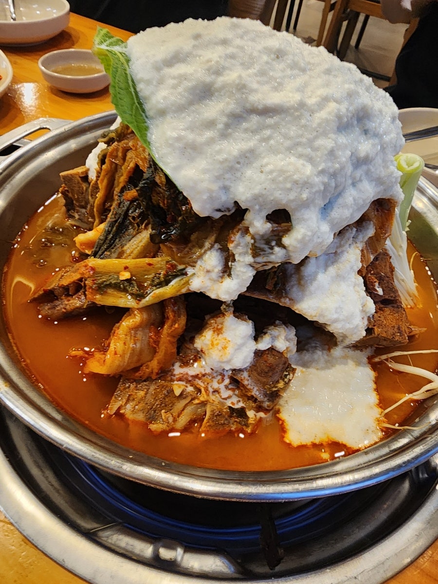 맷돌우리콩감자탕 운정직영점 사진 1