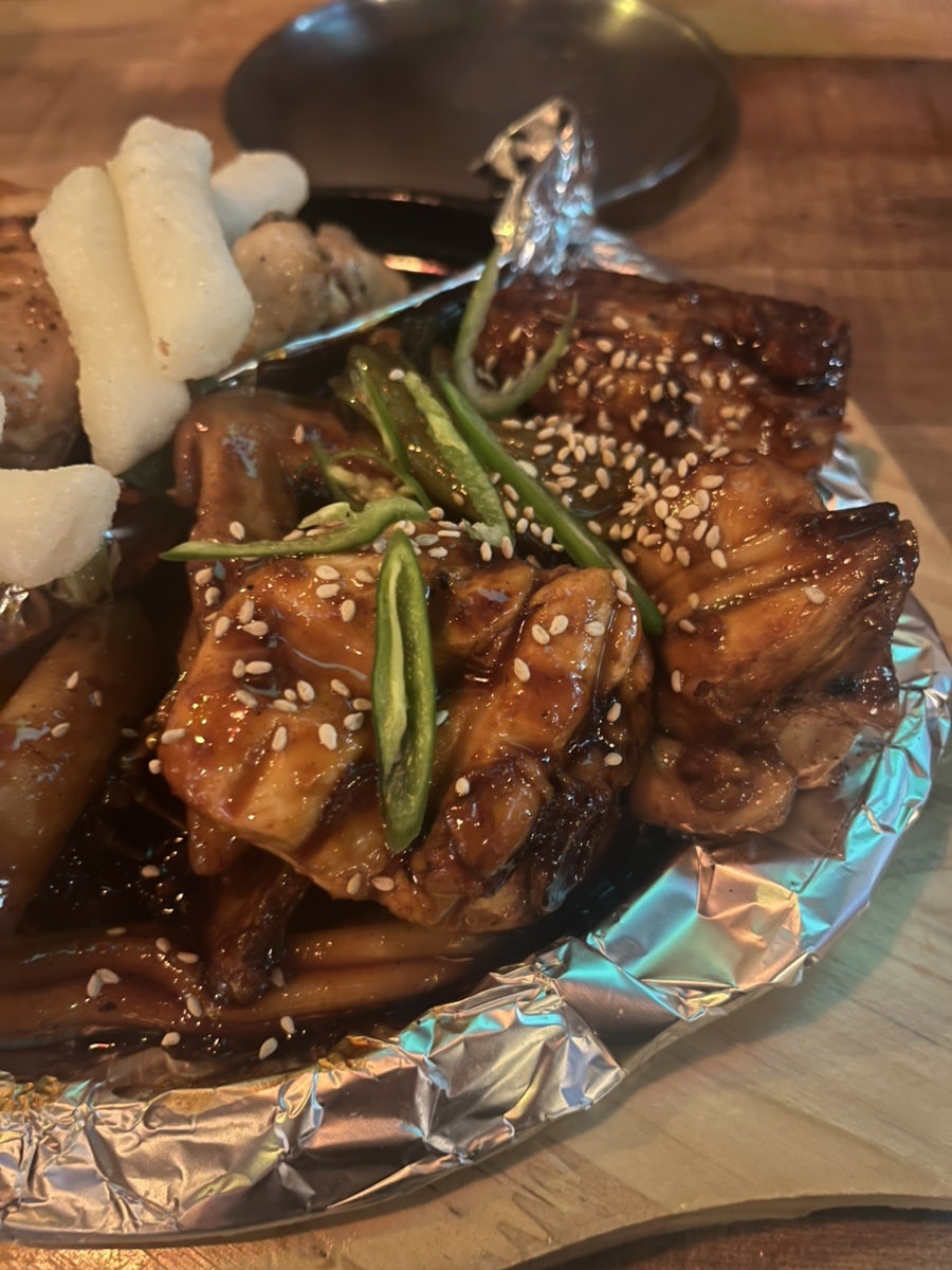 동근이숯불두마리치킨 수원인계점 사진 5
