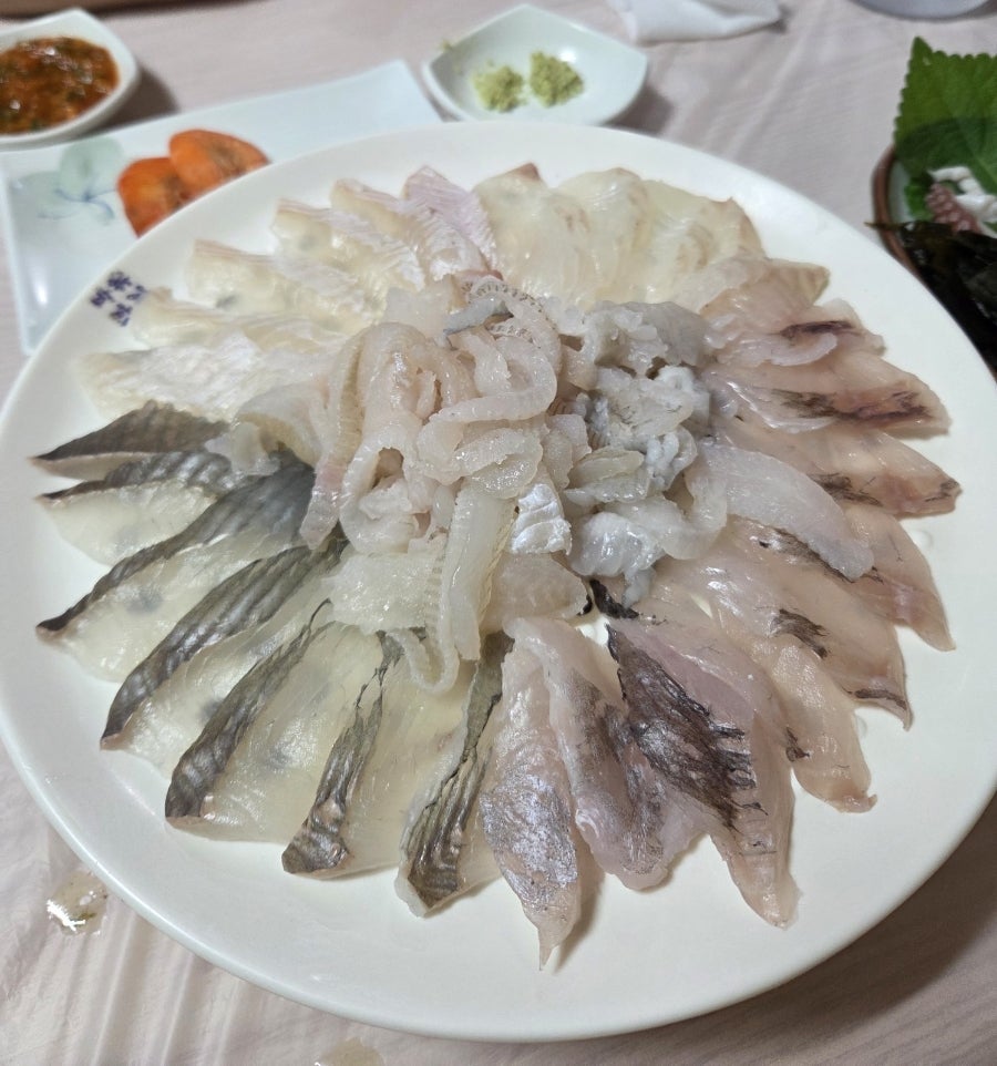 싱글벙글횟집 사진 1