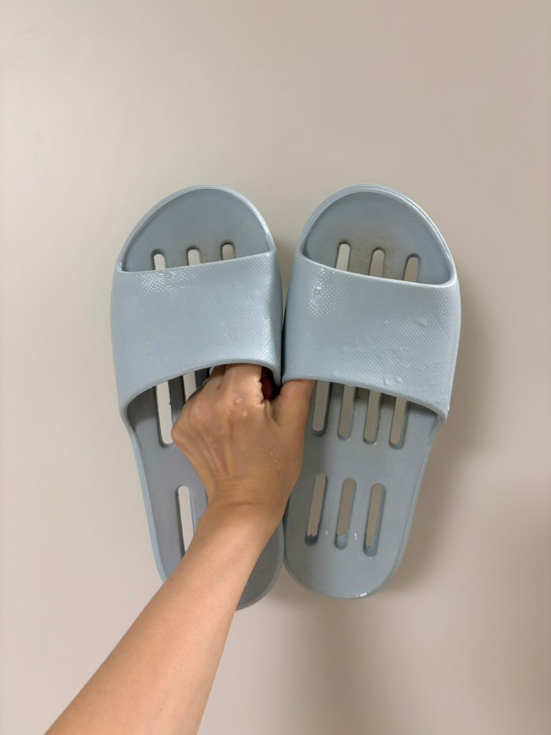 욕실화 간단하게 세척하는 법