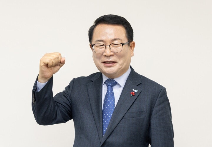 "박지성, 이영표가 뭘 안다고?" <b>서강일 전북축구협회장</b> 인터뷰... 