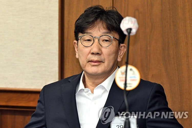 통일교 1억 권성동 의원 프로필 고향 대학교 지역구 보궐 선거 대법원 엄상필 대법관 최종 판....