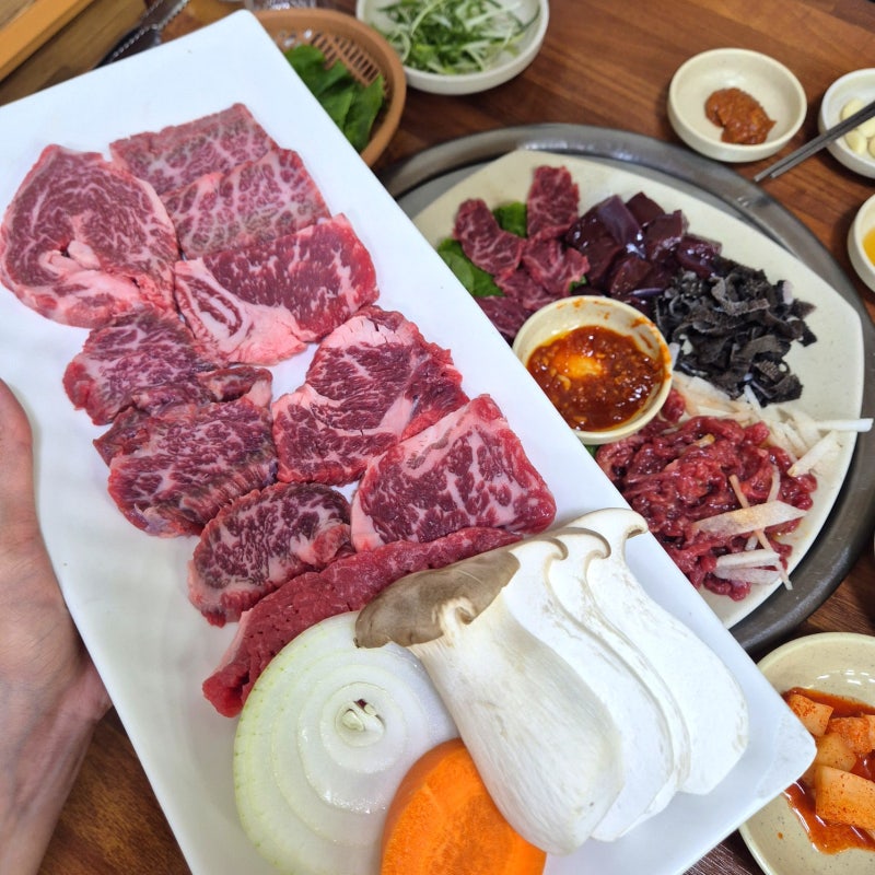 제주시소고기맛집 흑돼지값으로 즐기는 한우코스 제주공항근처고기집 태연종합정육식당