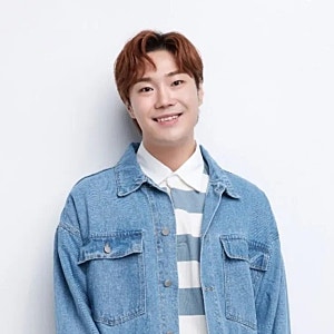 ‘강제추행’ 유재환, 항소심도 벌금 500만원…사건 전말과 최근 근황 총정리 유재환 나이 정....