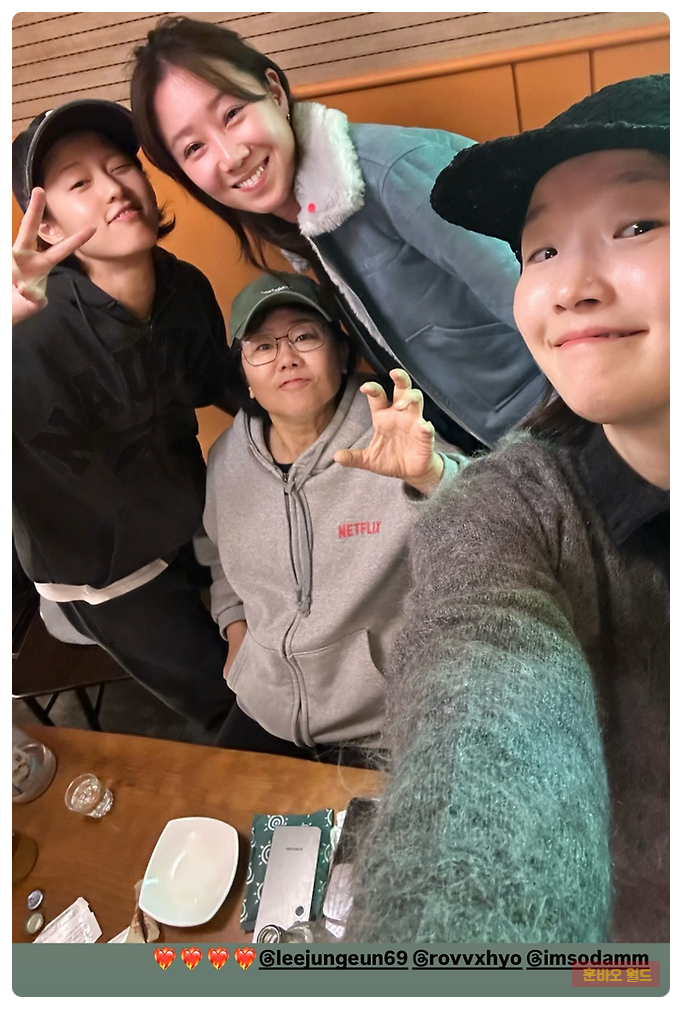 네 <b>모녀</b>로 뭉쳤다…올여름 가장 강렬한 가족 <b>복수극</b> '<b>경주기행</b>'