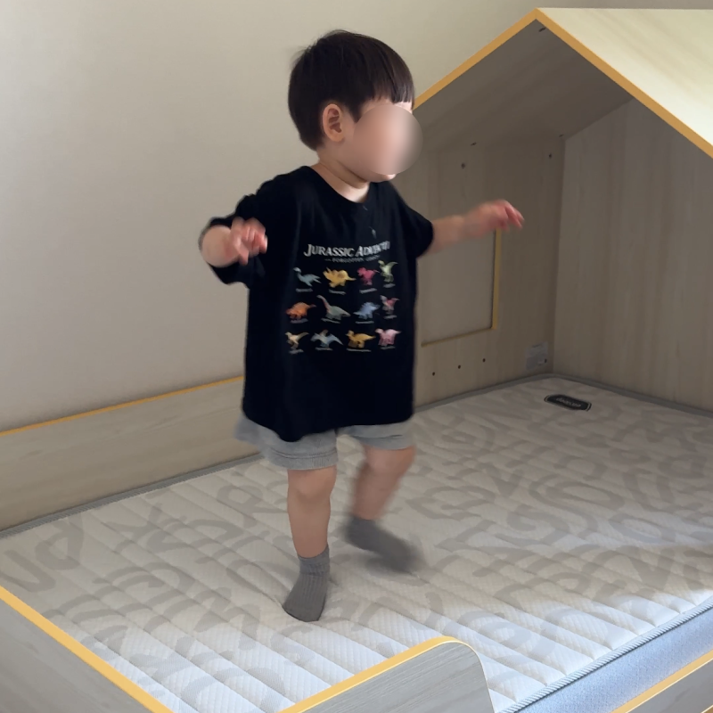 리바트 키즈 아이방꾸미기 집속의작은집아기침대 행거 매트리스 서랍장