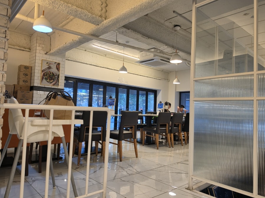 라라코스트 울산옥동점 사진 6