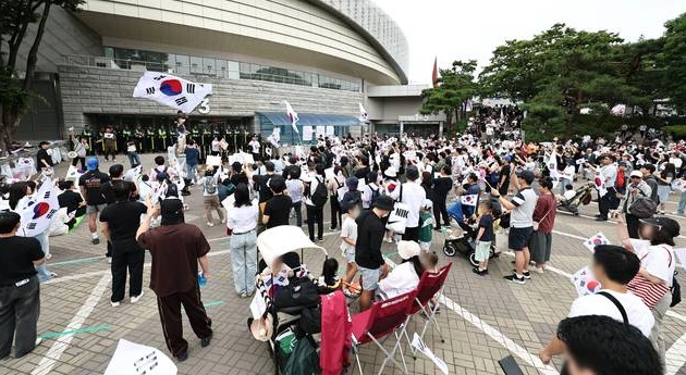 <b>김세환</b> 전 선관위 사무총장 오늘 1심 선고…'아들 <b>특혜채용</b>' 쟁점