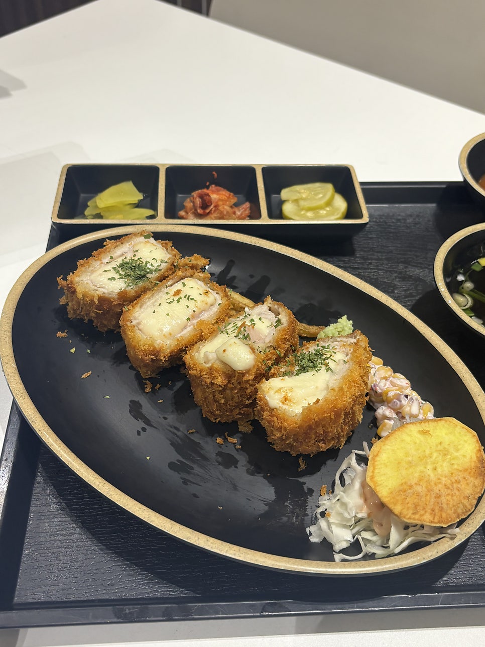 용감한식당 동래점 사진 4