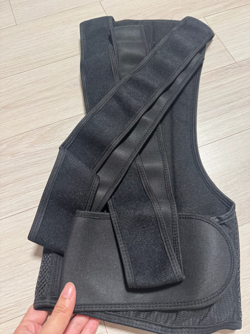 스페이스핏 바른 자세 어깨 서포트 밴드로 굽은어깨교정기 효과 제대로 봤어요