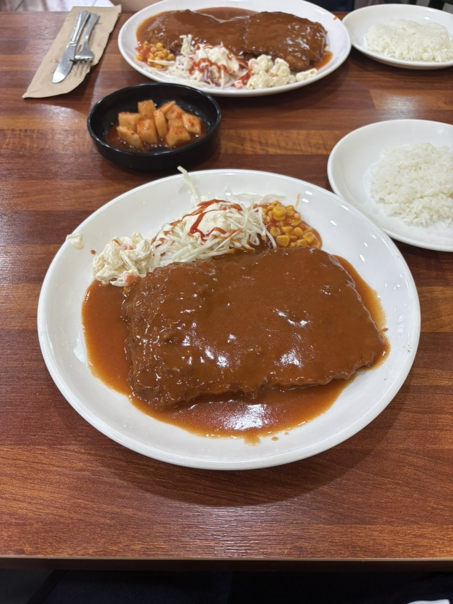 돈까스전문점 사진 5