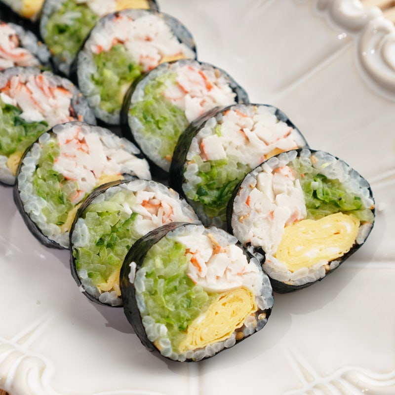 밥 양을 줄였더니 더 맛있는 다이어트 오이 크래미김밥 레시피