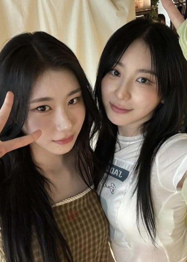 ITZY 채령, '언니와는 다르다'… 뭔가에 홀리는 듯한 분위기 여신