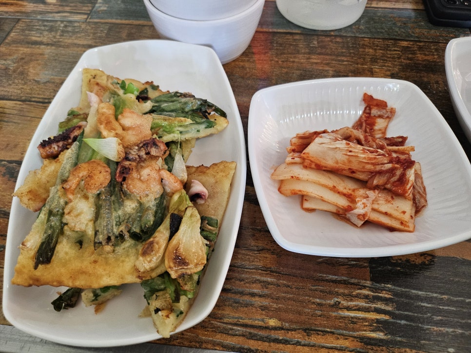 장비빔국수와굴국밥보쌈 사진 5